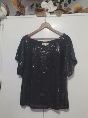 Black Sequin Short Sleeve Top